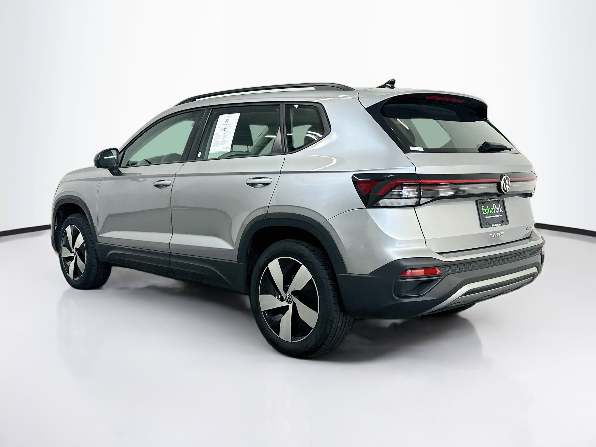 Used 2025 Volkswagen Taos S AWD/4WD image 5
