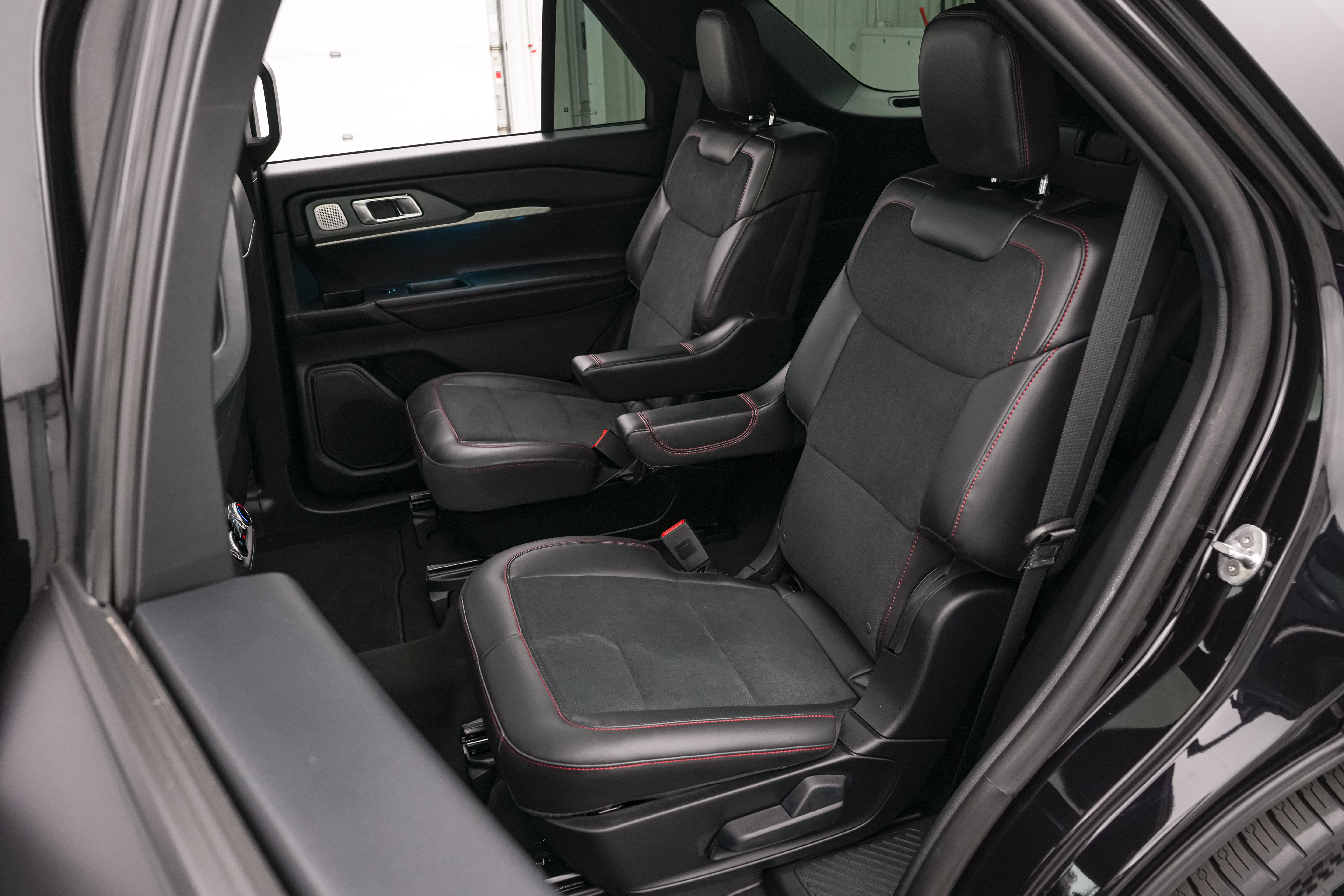 New 2026 Ford Explorer ST w/ Sun And Sound Package AWD/4WD image 24