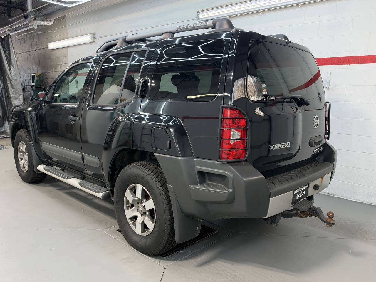 Used 2011 Nissan Xterra PRO-4X AWD/4WD image 5