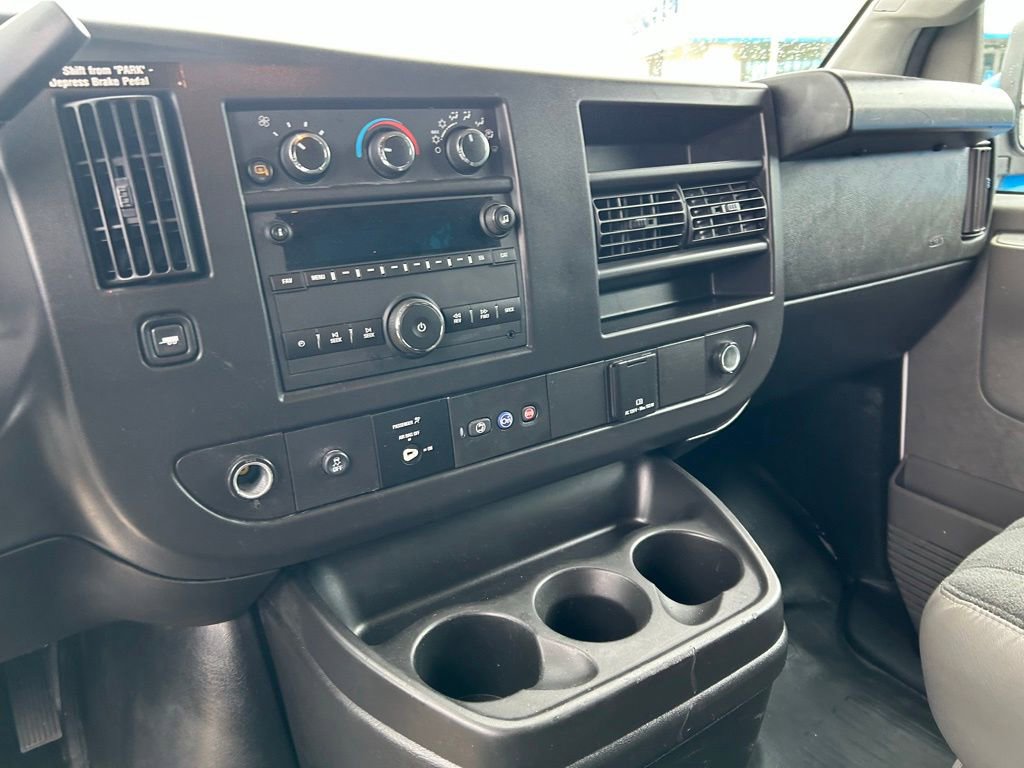 Used 2024 GMC Savana 2500 w/ Driver Convenience Package RWD image 6