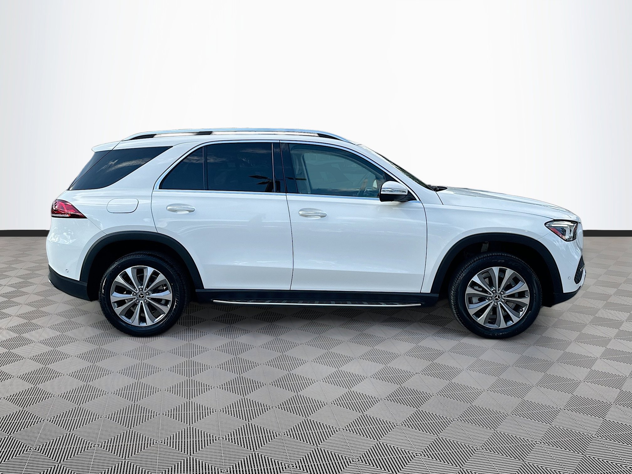 Used 2022 Mercedes-Benz GLE 350 4MATIC image 8