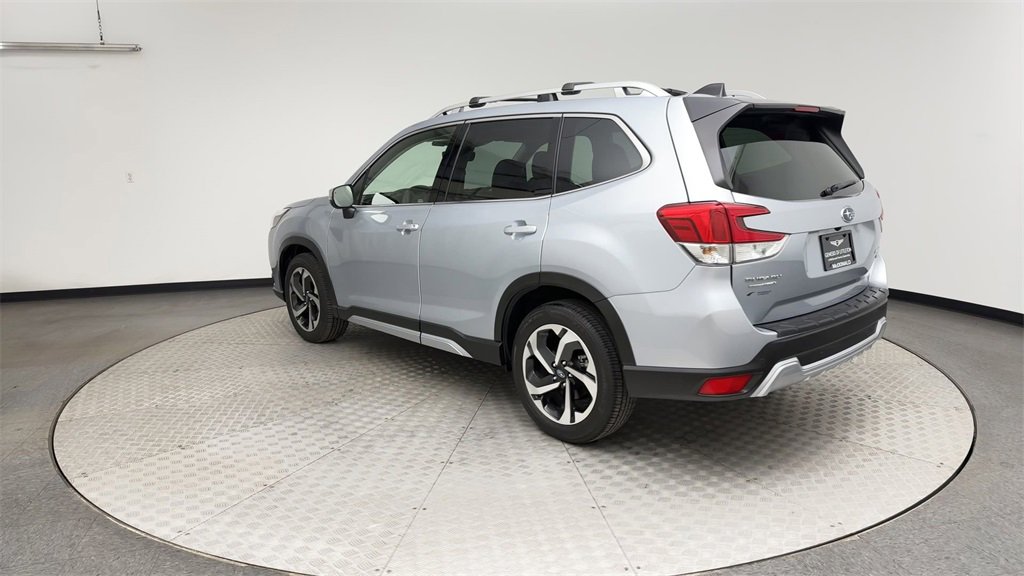 Used 2024 Subaru Forester Touring image 4