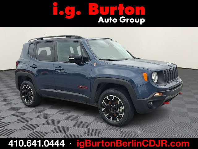Used 2023 Jeep Renegade Trailhawk AWD/4WD image 1