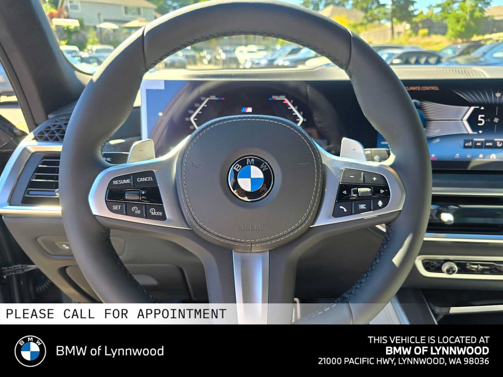 New 2026 BMW X5 xDrive40i w/ M Sport Package AWD/4WD image 24