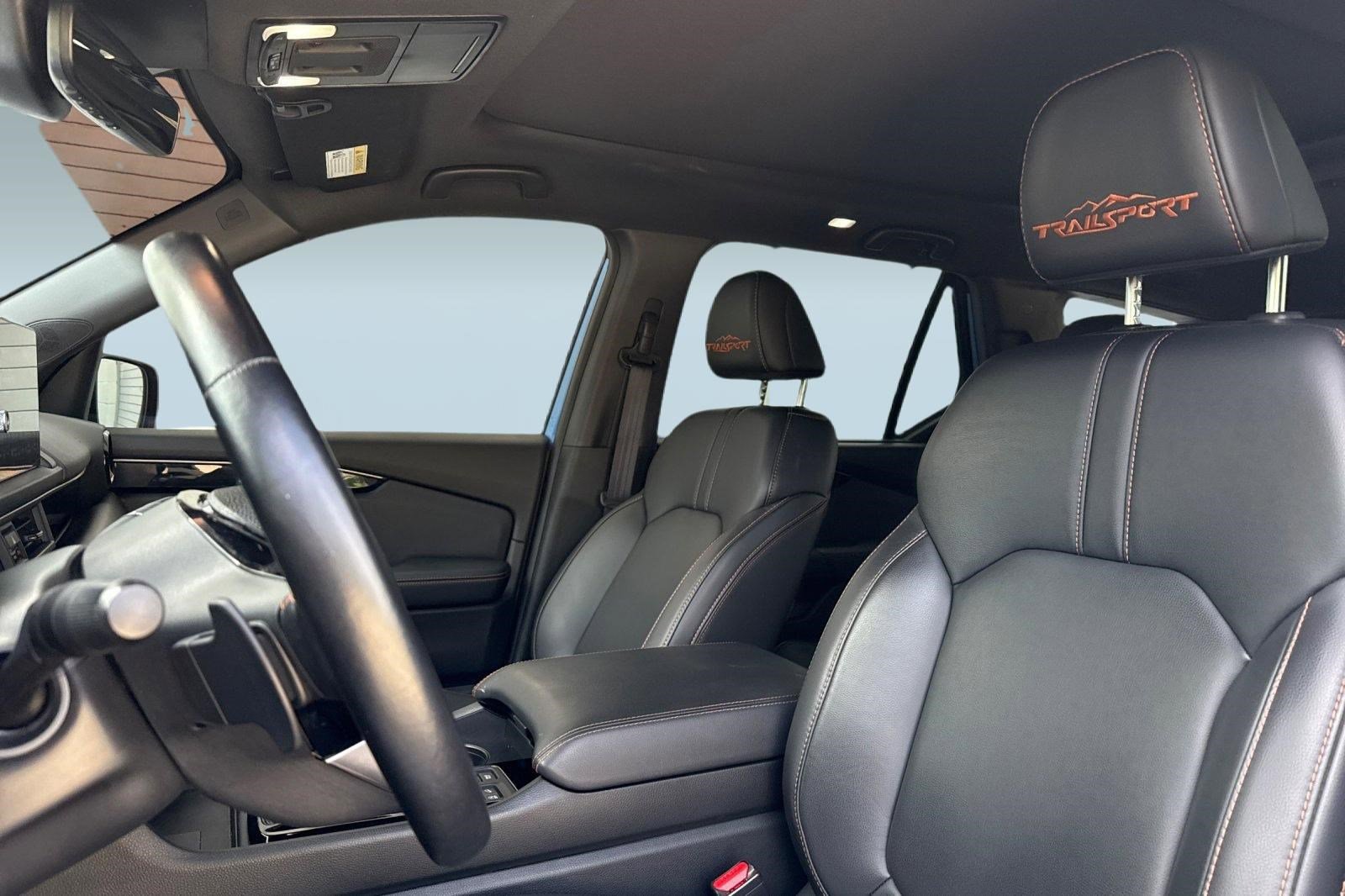 Used 2025 Honda Pilot TrailSport image 21