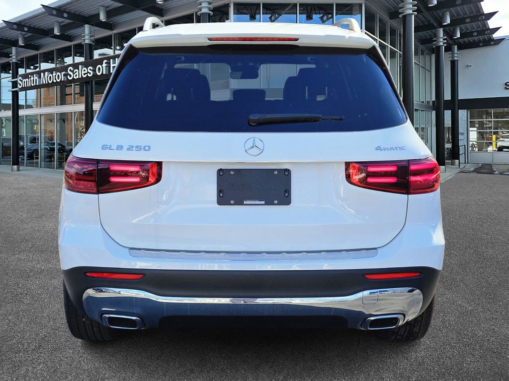 New 2026 Mercedes-Benz GLB 250 4MATIC image 4