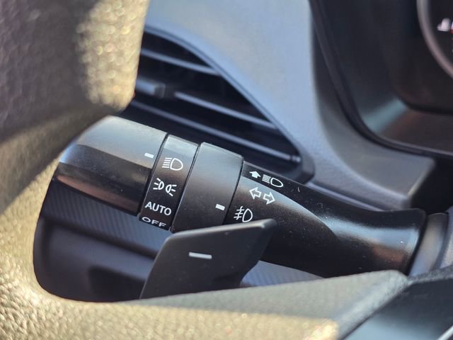 Certified 2024 Subaru Crosstrek 2.0i Premium image 40