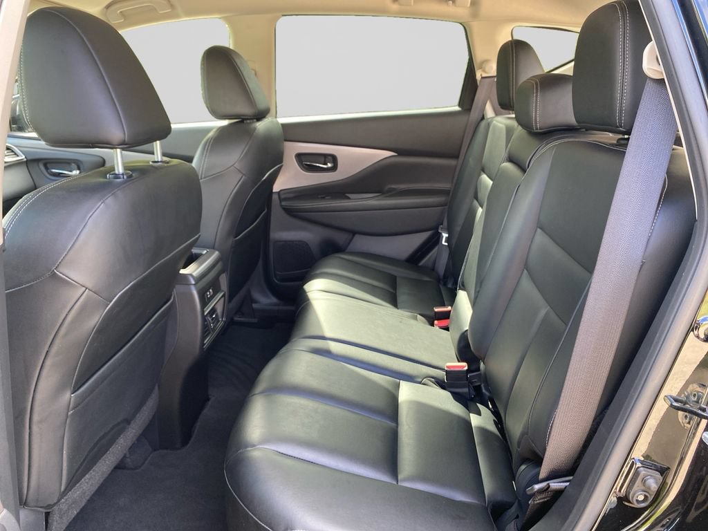 Used 2022 Nissan Murano SV AWD/4WD image 16