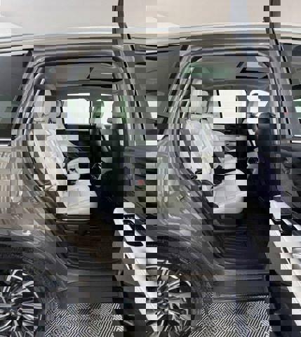 Used 2025 Lincoln Aviator 2WD w/ Equipment Group 101A image 6