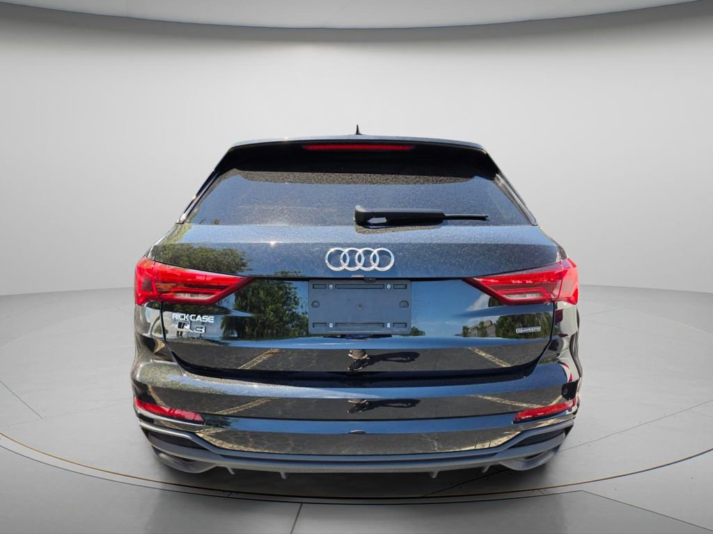 Certified 2025 Audi Q3 2.0T Premium w/ Convenience Package AWD/4WD image 6