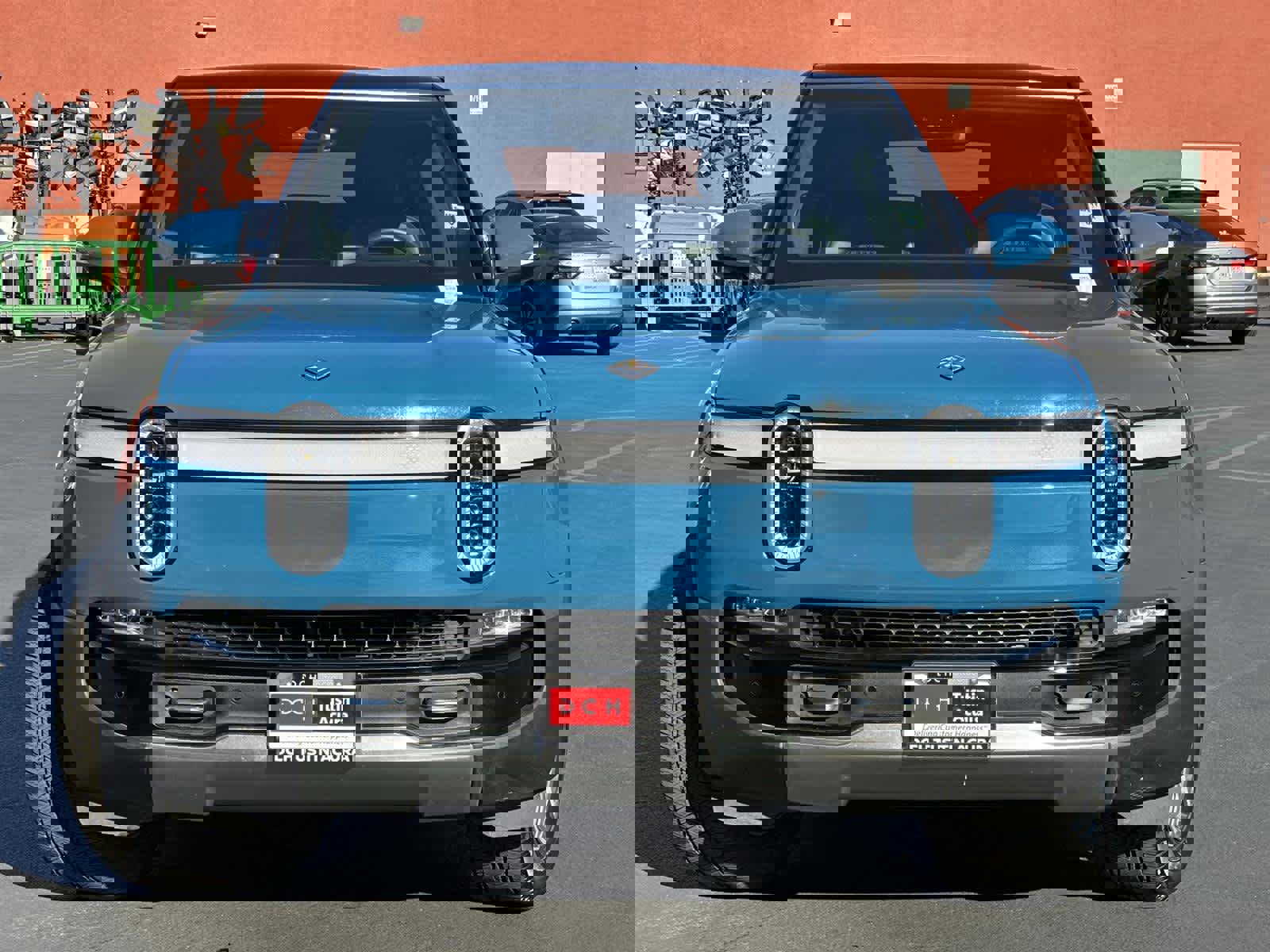 Used 2023 Rivian R1S Adventure image 6