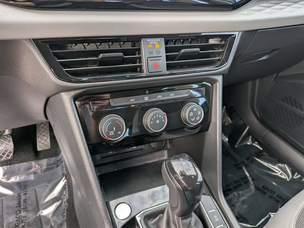 Certified 2023 Volkswagen Taos S FWD image 21