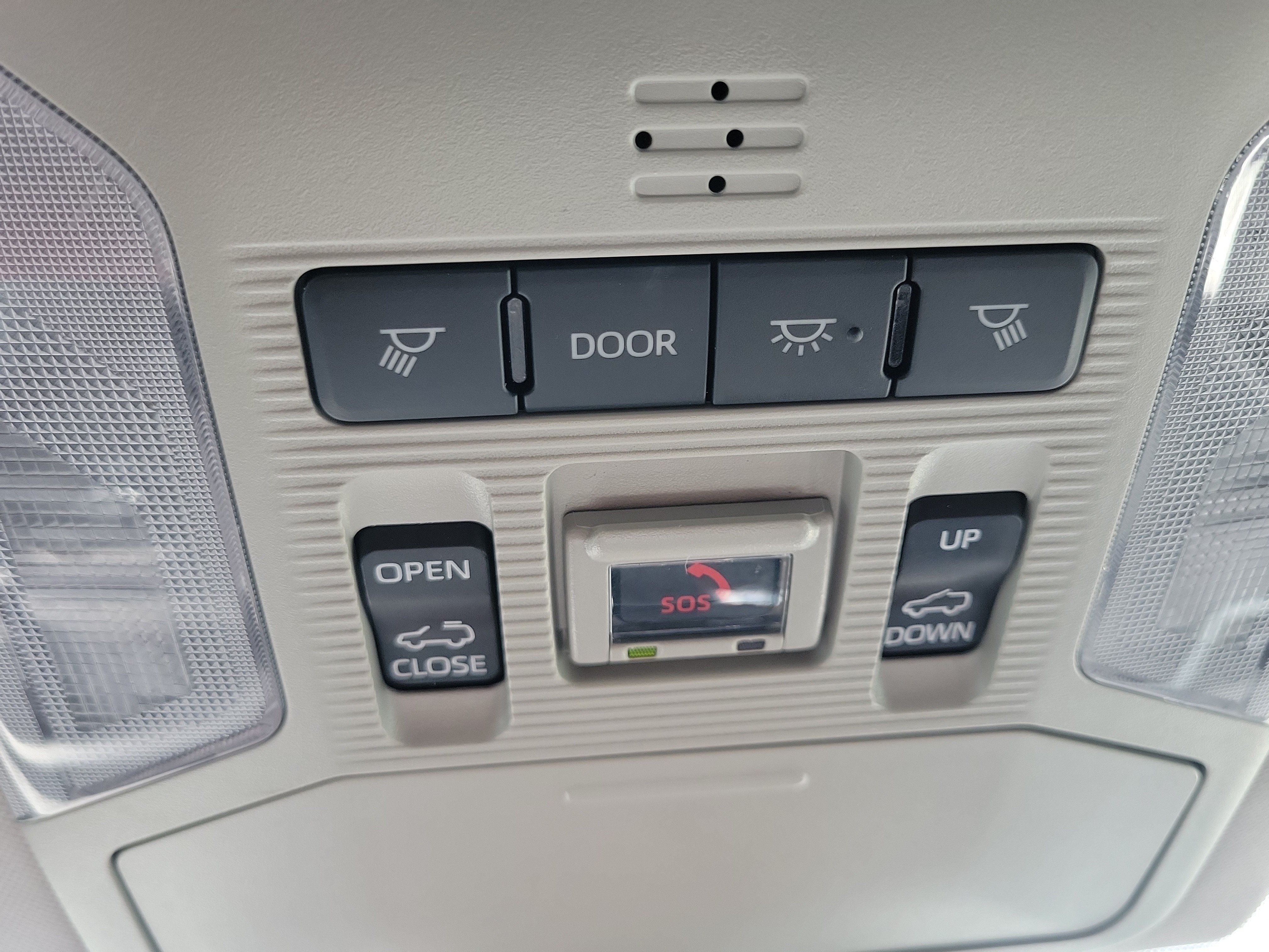 Used 2024 Toyota RAV4 Limited FWD image 24