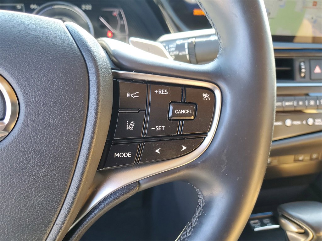 Used 2024 Lexus ES 300h w/ Premium Package image 25