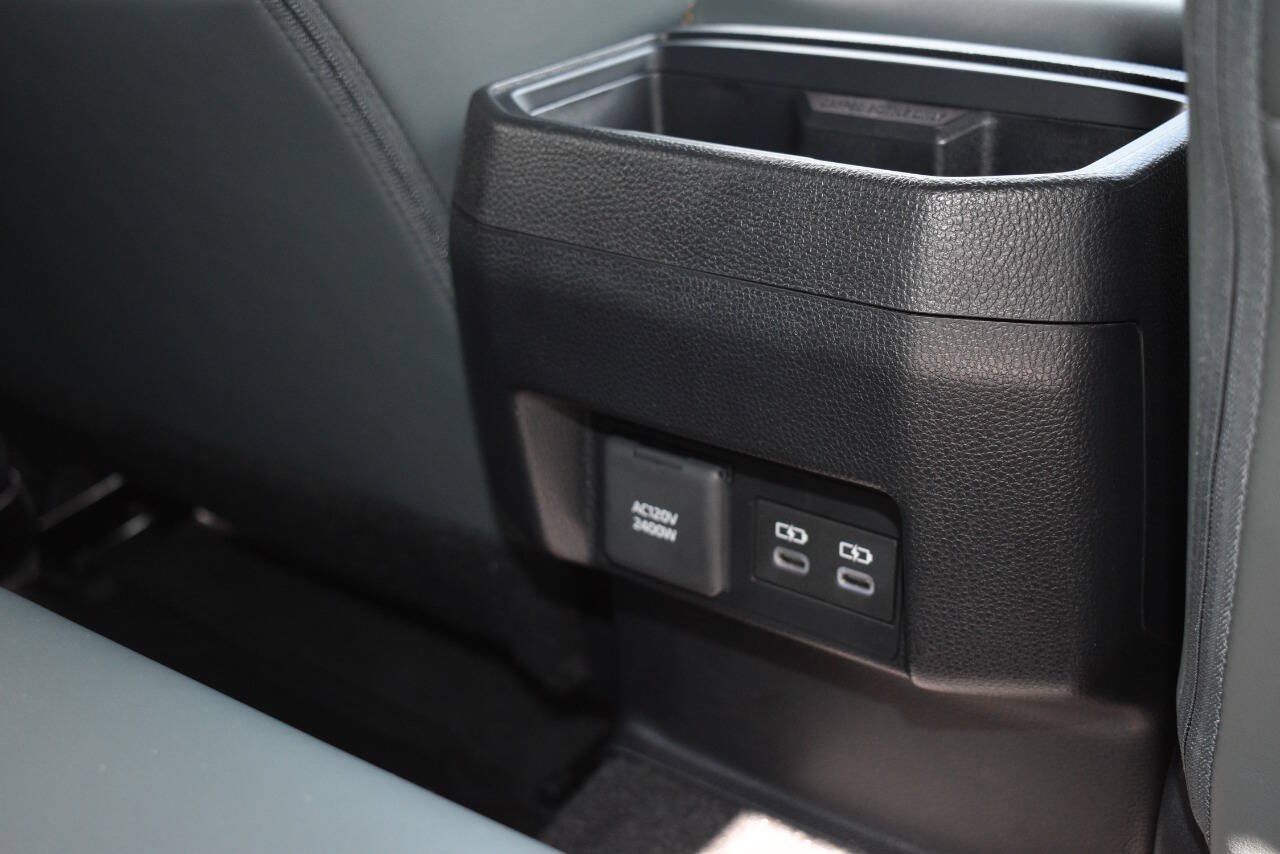 Used 2024 Toyota Tacoma 4x4 Double Cab Hybrid image 96