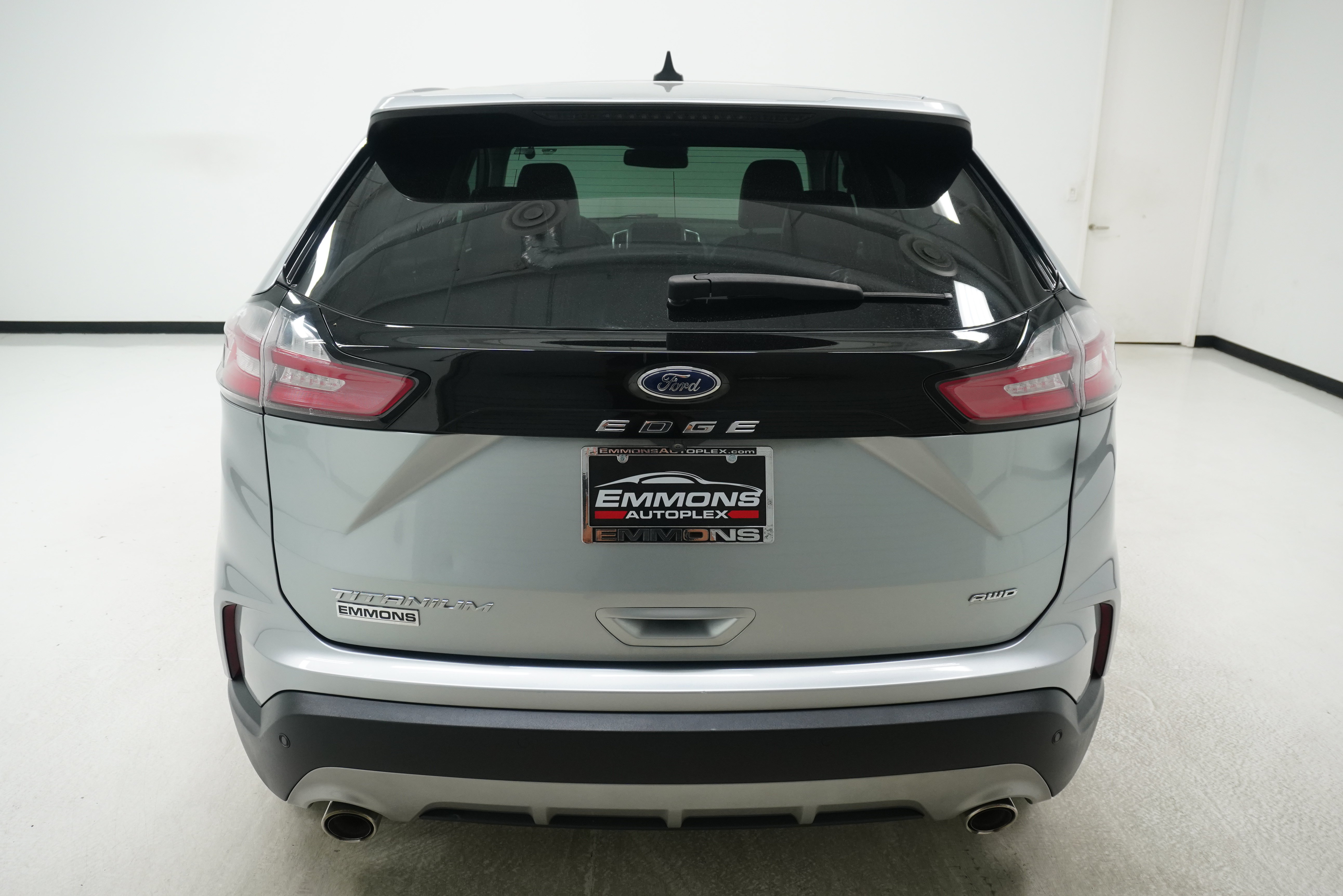 Used 2024 Ford Edge Titanium AWD/4WD image 5