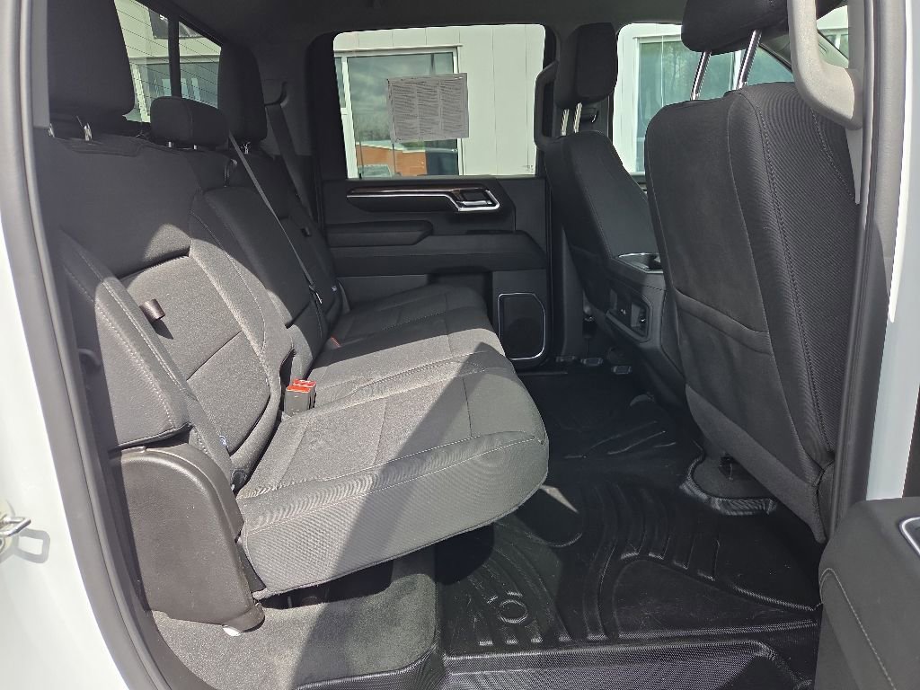 Used 2025 Chevrolet Silverado 3500 LT AWD/4WD image 34