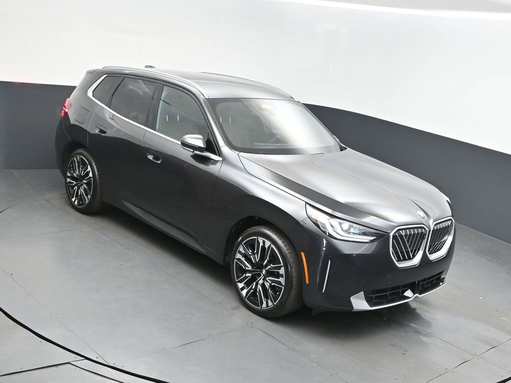 Used 2025 BMW X3 xDrive30i w/ Premium Package image 36