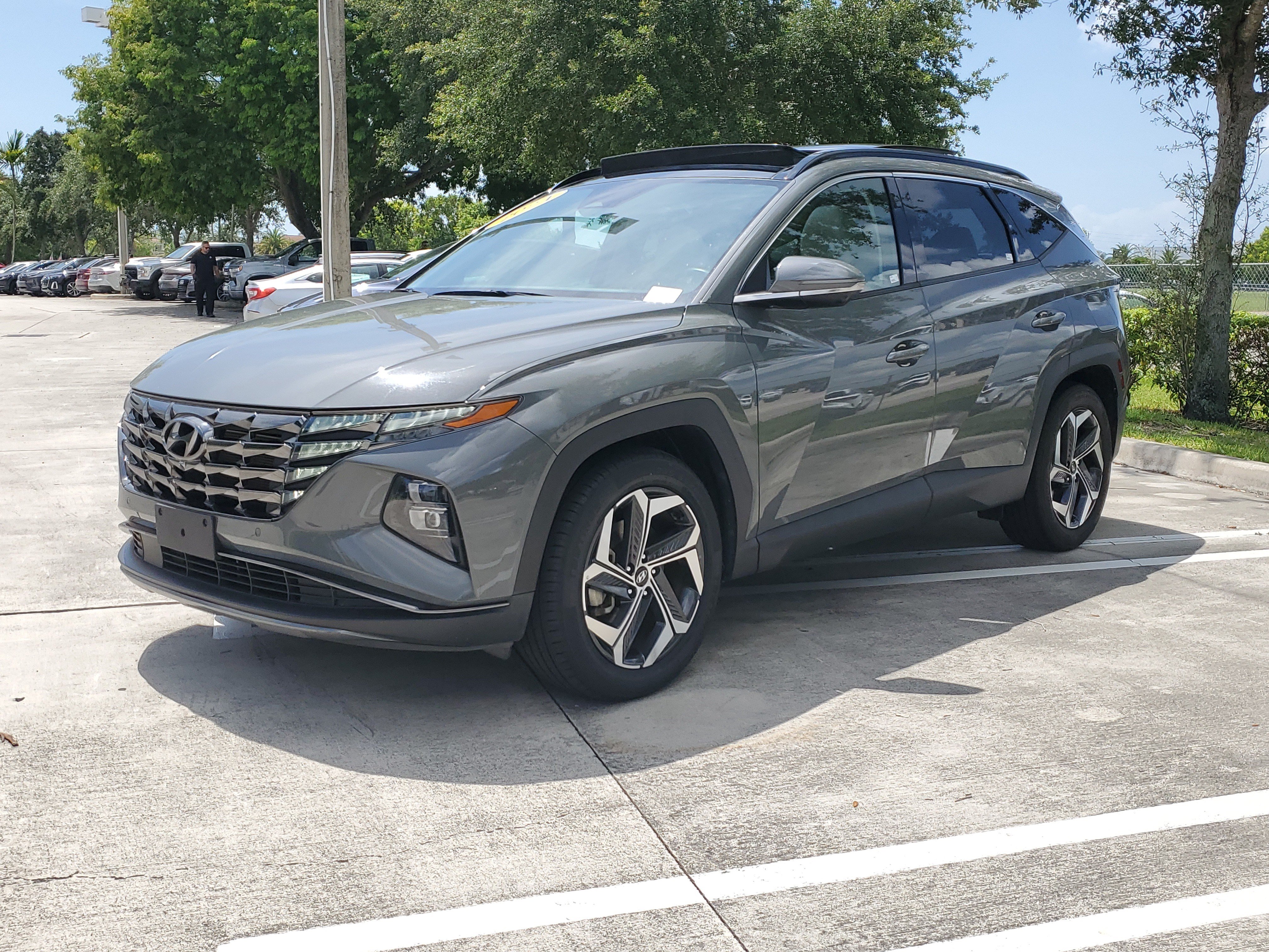 Used 2024 Hyundai Tucson Limited FWD image 3