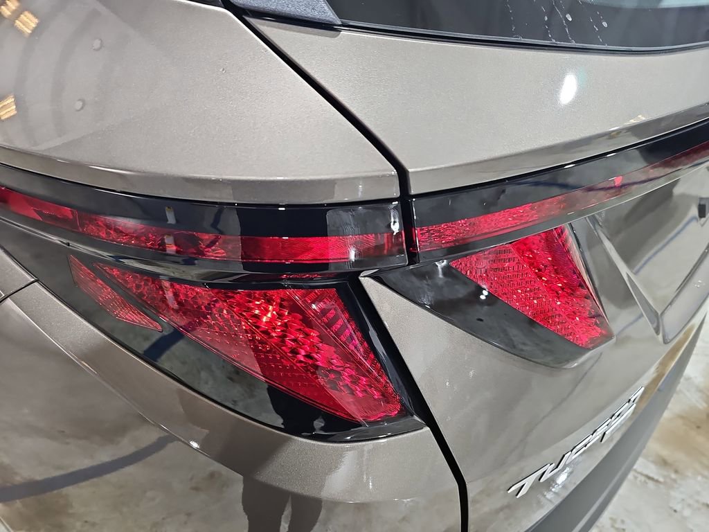 New 2026 Hyundai Tucson Blue SE image 31