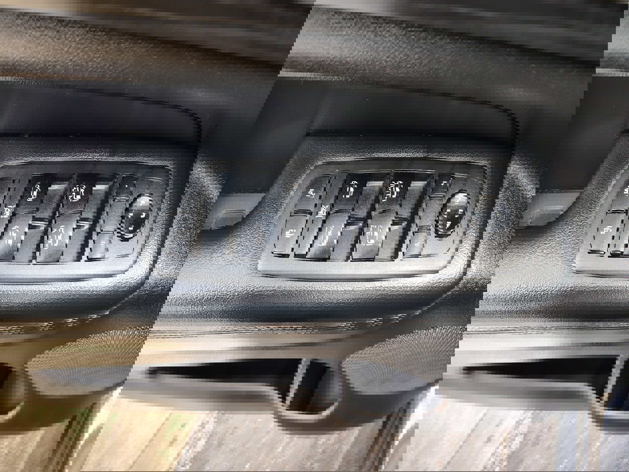 Certified 2021 Jeep Grand Cherokee Laredo image 20