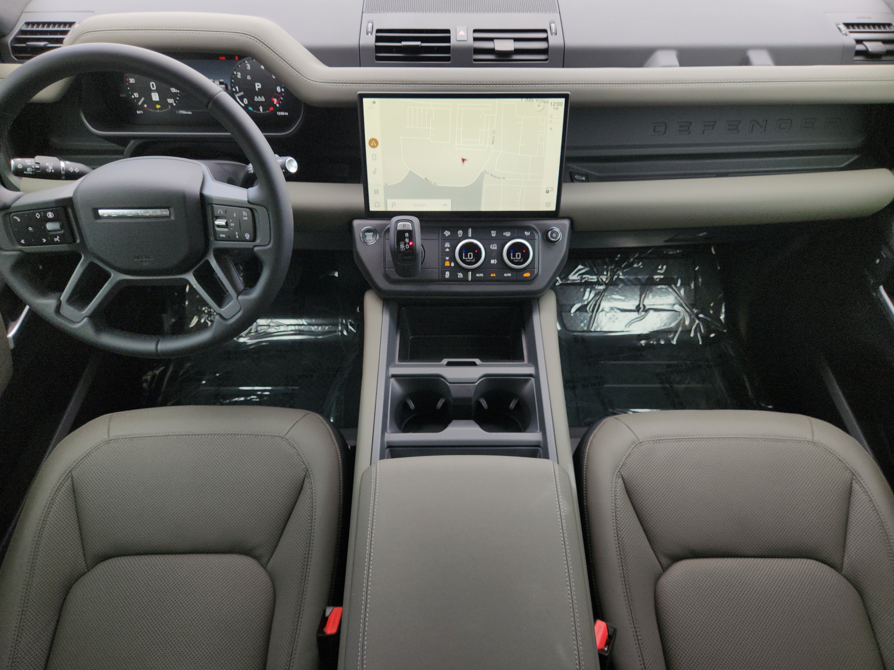 Used 2026 Land Rover Defender 110 X-Dynamic SE AWD/4WD image 27