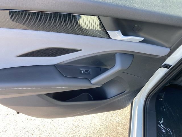 New 2025 Volkswagen Tiguan SE R-Line image 55