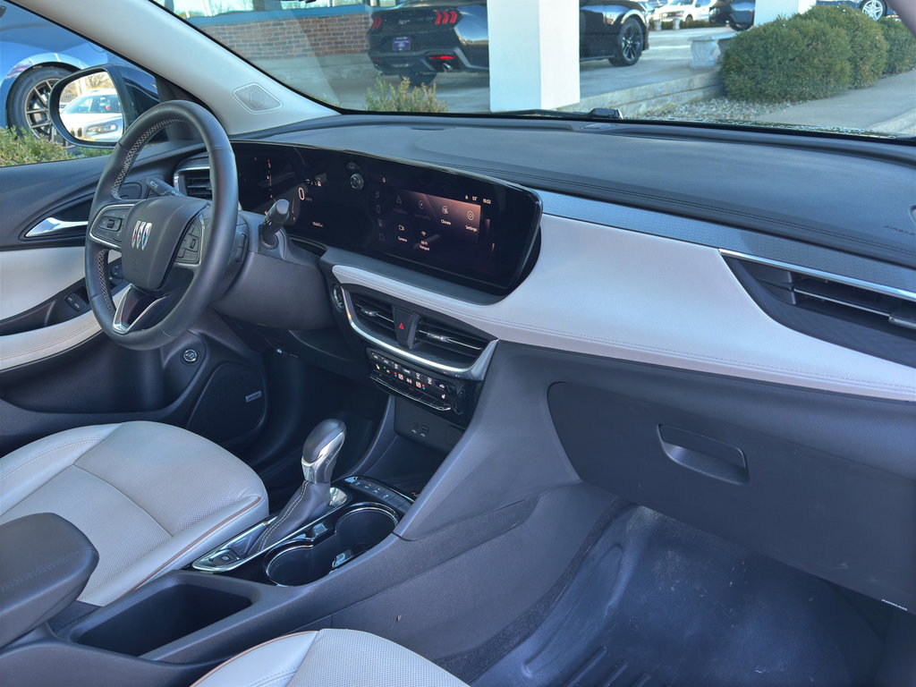 Used 2024 Buick Encore GX Avenir w/ Avenir Technology Package image 30