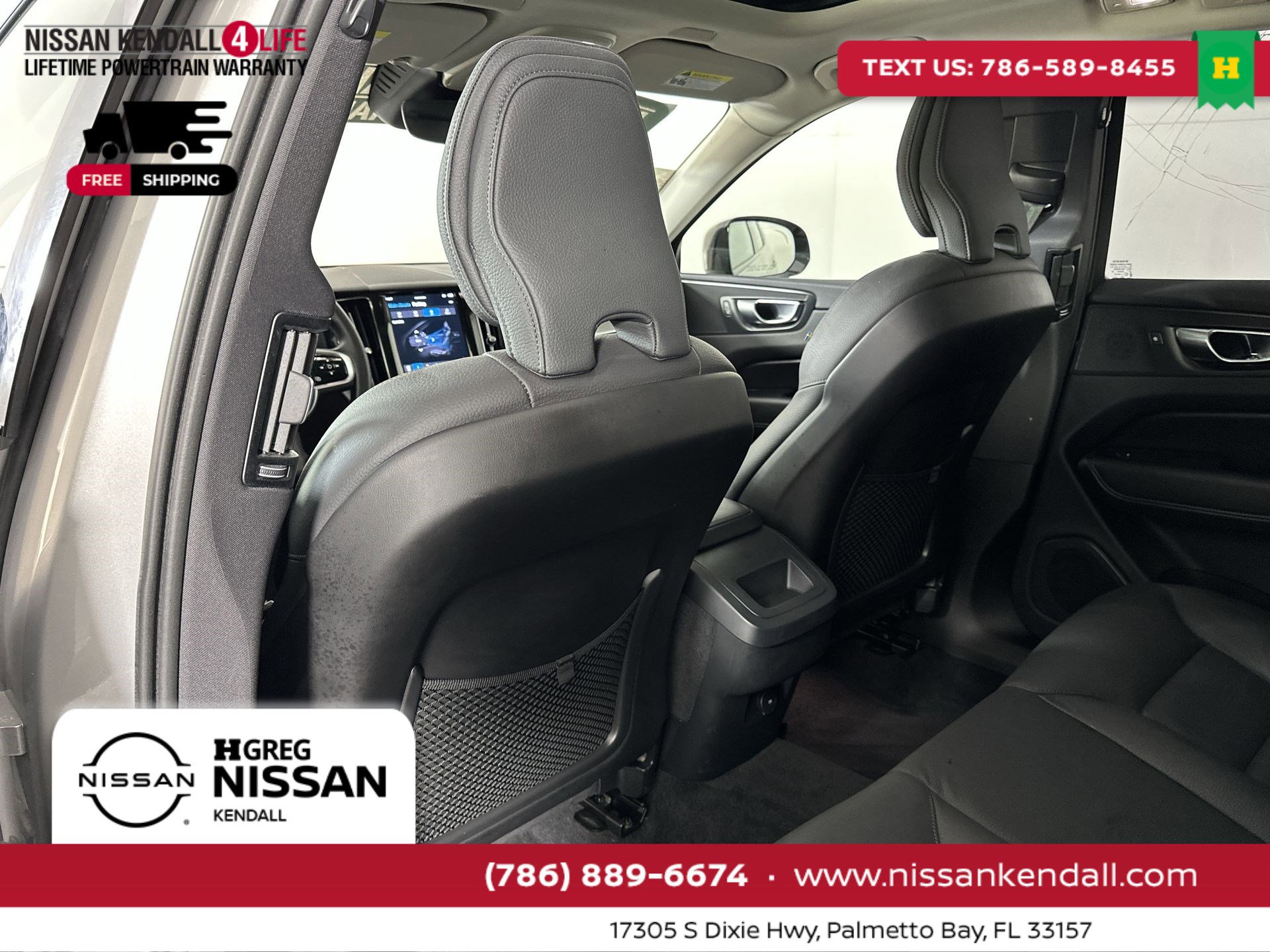 Used 2025 Volvo XC60 B5 Plus image 28