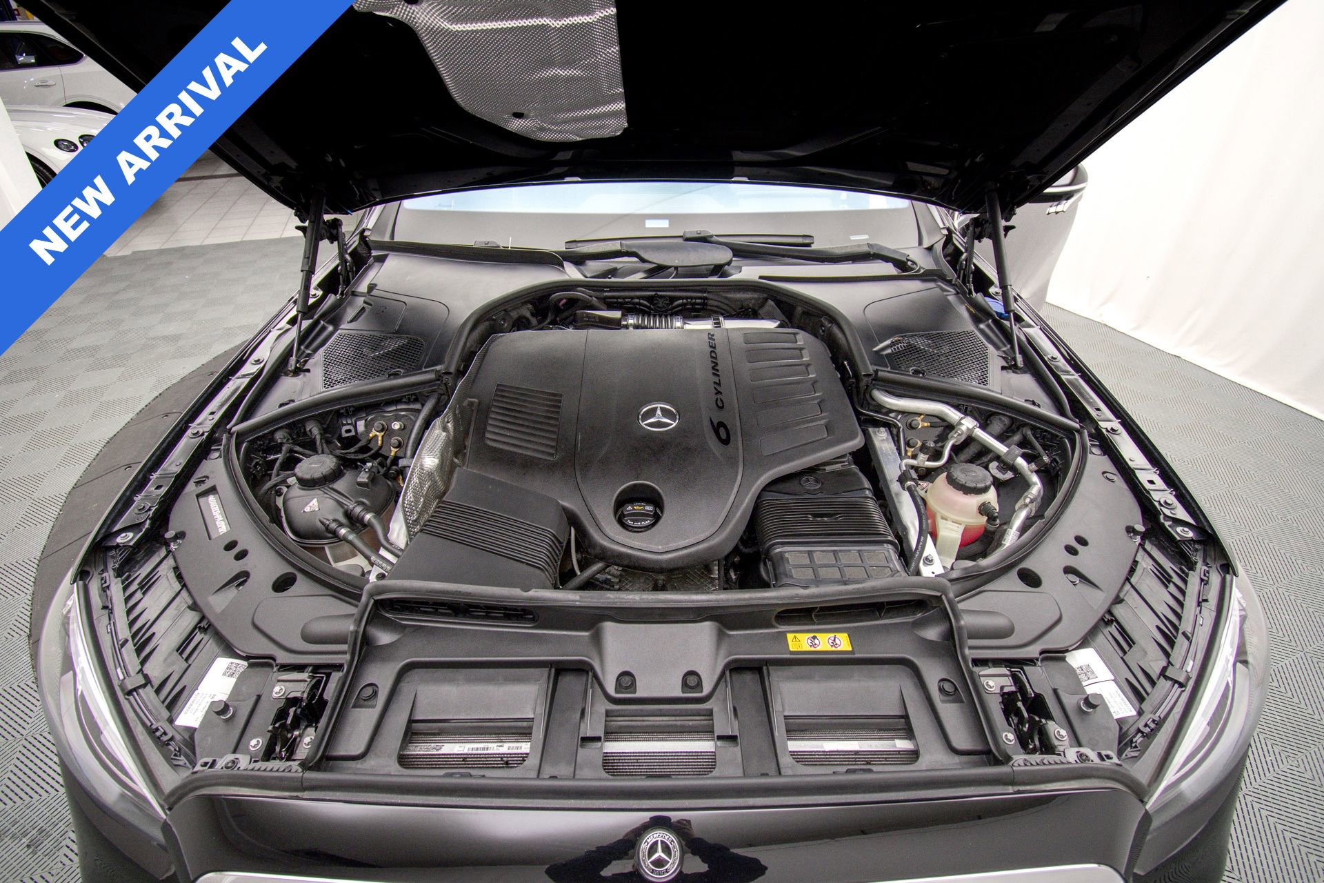 Used 2023 Mercedes-Benz S 500 4MATIC w/ AMG Line image 36