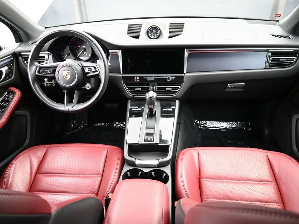 Certified 2023 Porsche Macan GTS image 24