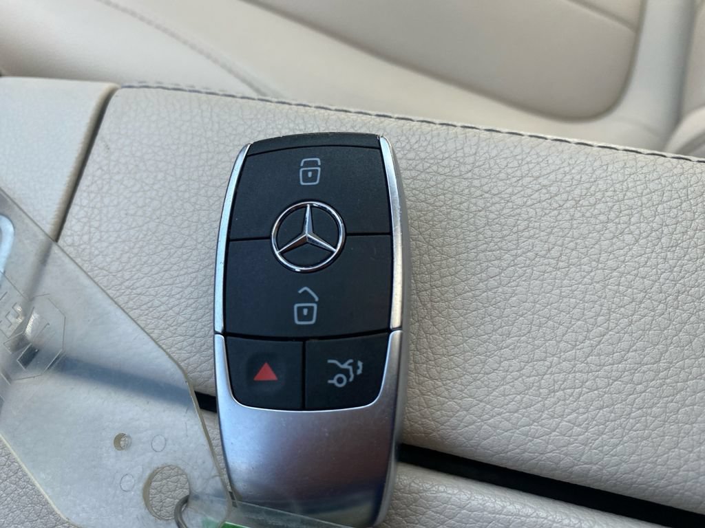 Used 2021 Mercedes-Benz GLB 250 4MATIC image 22
