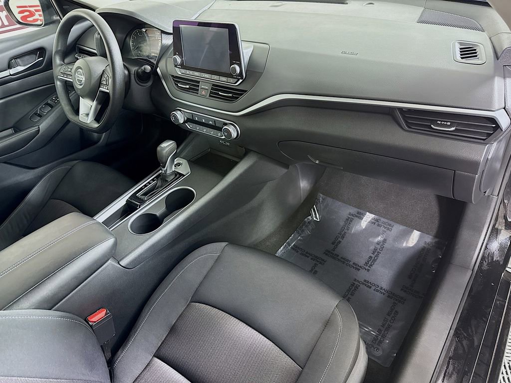 Used 2022 Nissan Altima 2.5 SV image 29