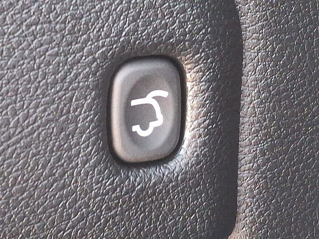 Used 2025 Dodge Durango GT image 26