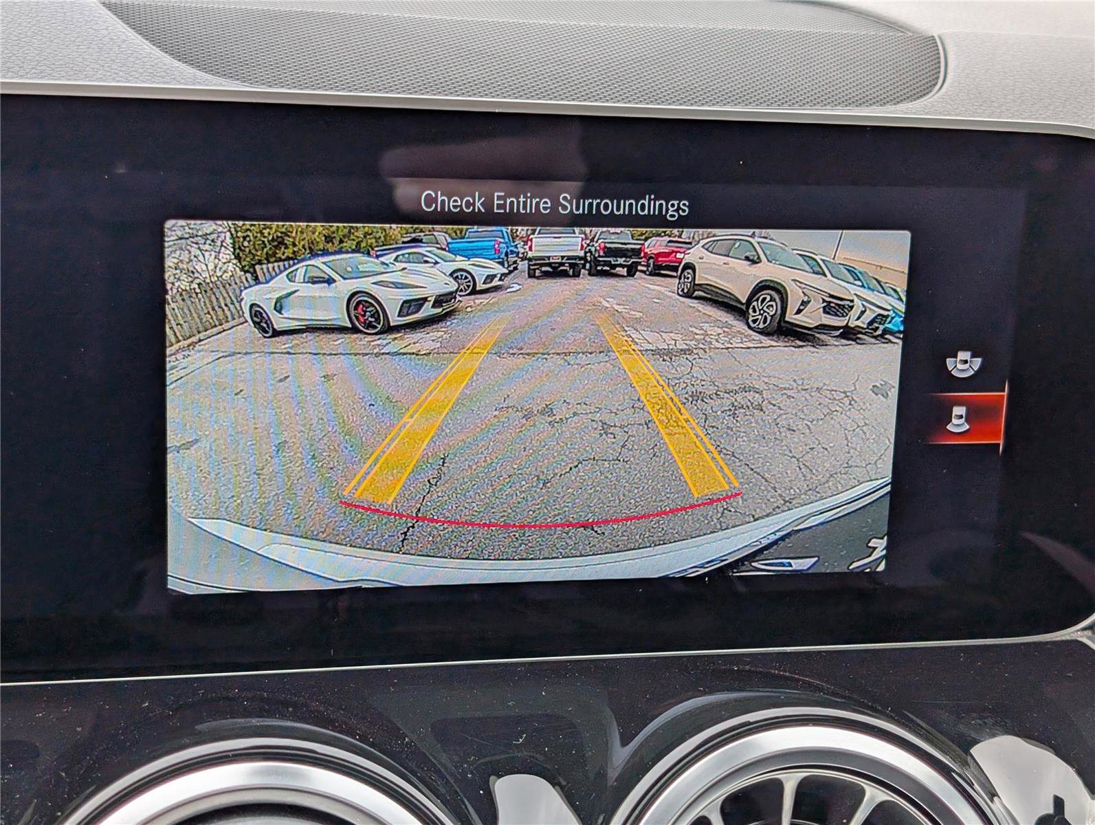 Used 2021 Mercedes-Benz GLB 250 4MATIC image 28