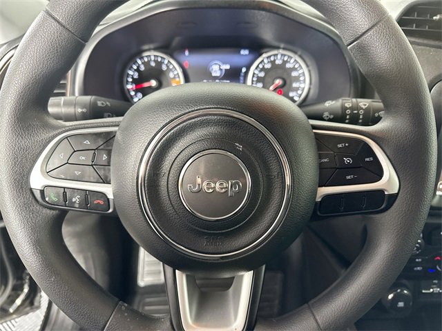 Used 2023 Jeep Renegade Latitude image 20