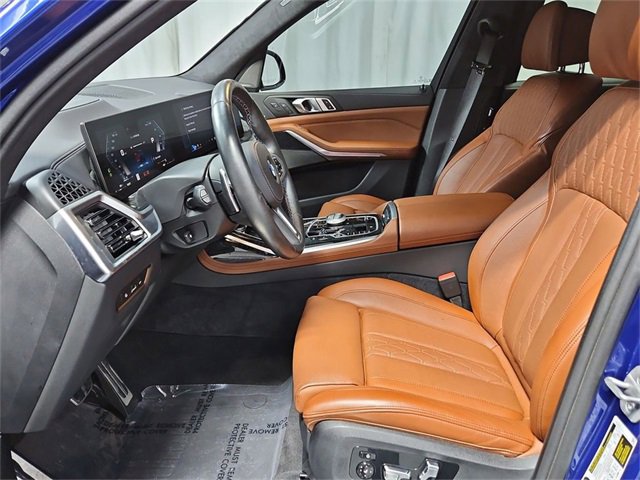 Used 2025 BMW X7 M60i image 23