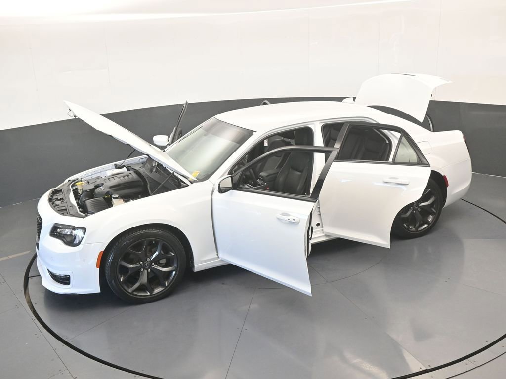 Used 2023 Chrysler 300 Touring L image 56