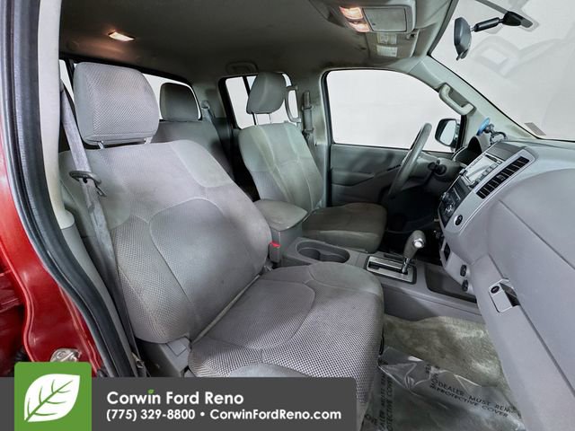 Used 2016 Nissan Frontier SV image 24