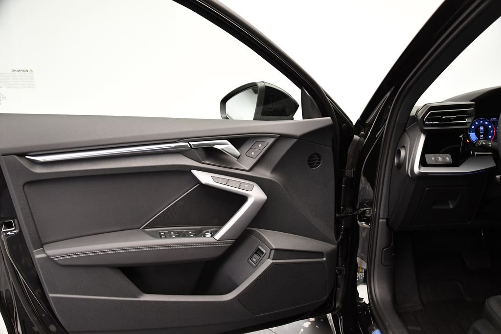 Certified 2025 Audi A3 2.0T Premium image 34