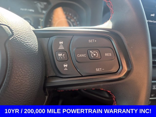 Used 2025 Jeep Wrangler Unlimited Rubicon AWD/4WD image 18