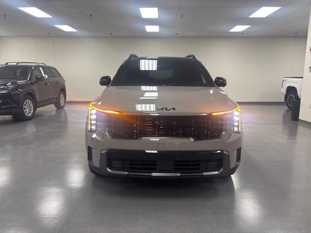 Used 2025 Kia Sorento SX Prestige image 2