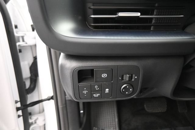 New 2025 Hyundai Ioniq 6 SEL AWD/4WD image 16
