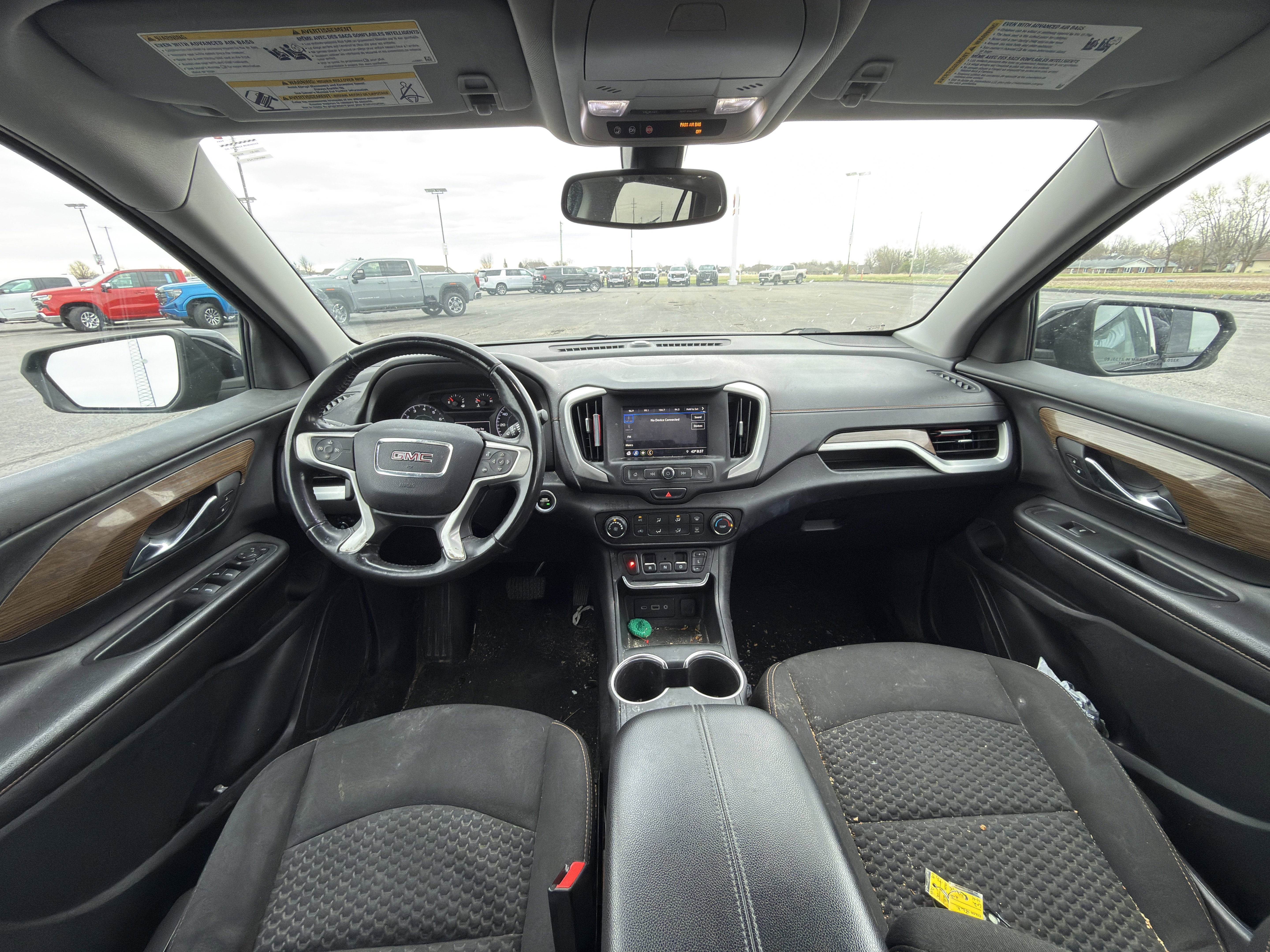 Used 2018 GMC Terrain SLE image 13