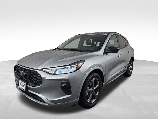 Used 2023 Ford Escape ST-Line image 3