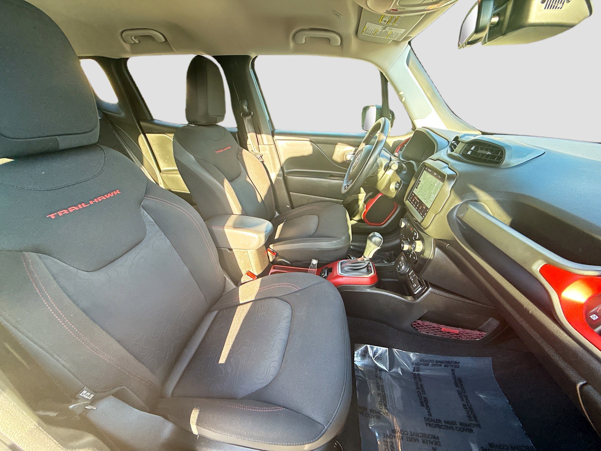 Used 2022 Jeep Renegade Trailhawk image 31