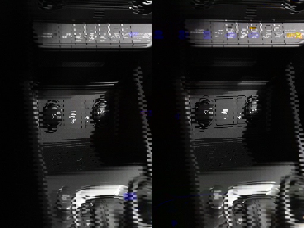 Certified 2022 Hyundai Kona Limited w/ Cargo Package image 14