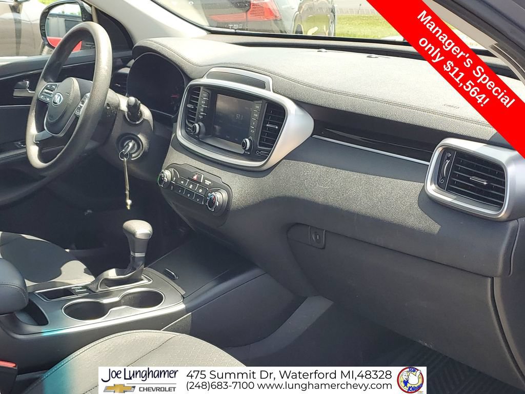 Used 2020 Kia Sorento LX AWD/4WD image 27
