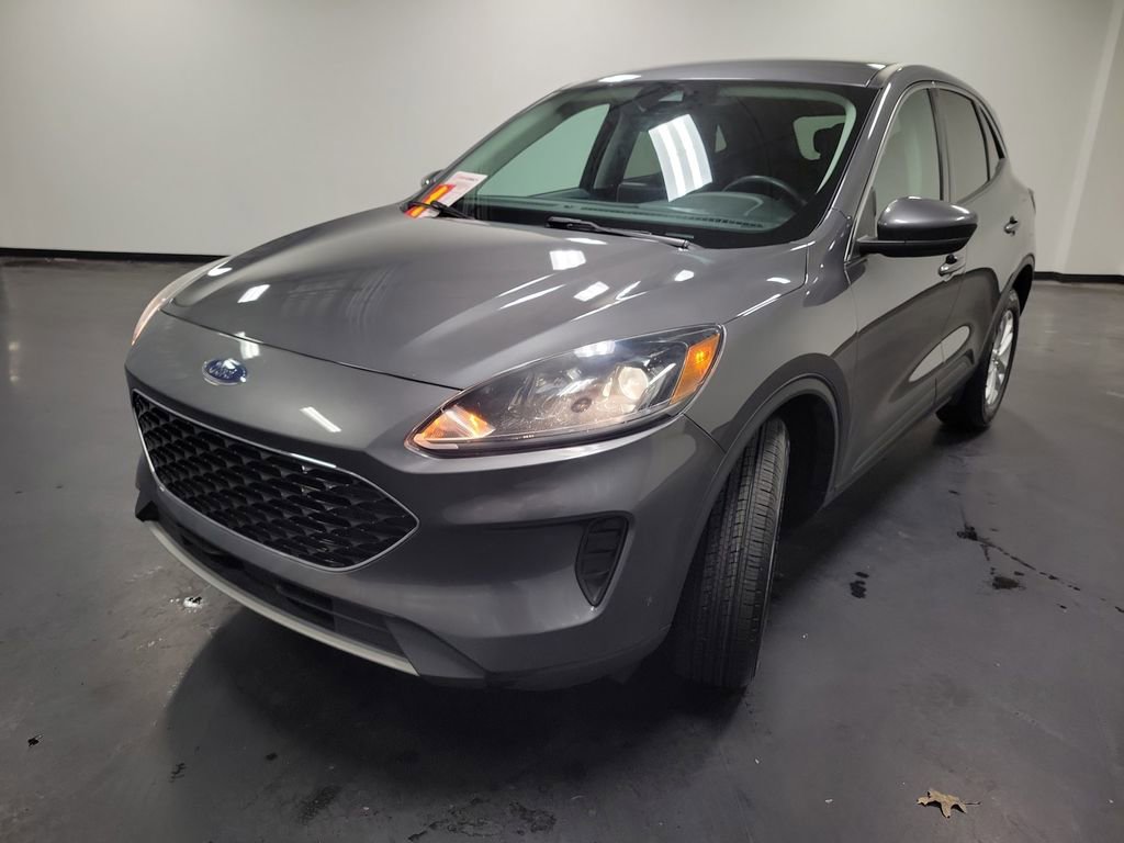 Used 2021 Ford Escape SE image 4