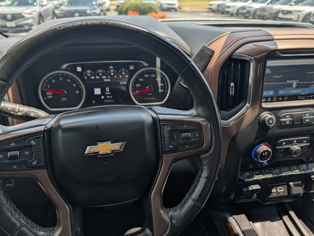 Used 2021 Chevrolet Silverado 1500 High Country w/ Technology Package AWD/4WD image 32